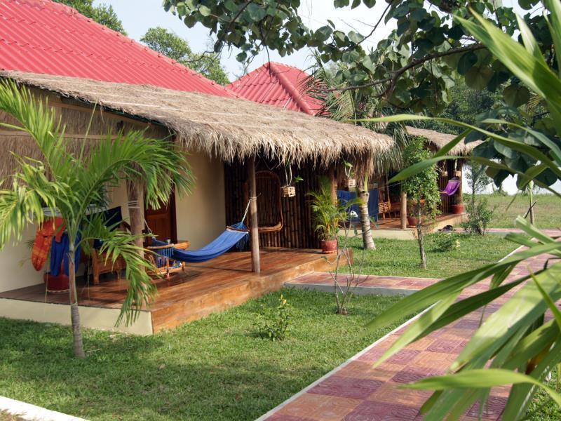 Sunset Lounge Hotel Sihanoukville Exterior foto